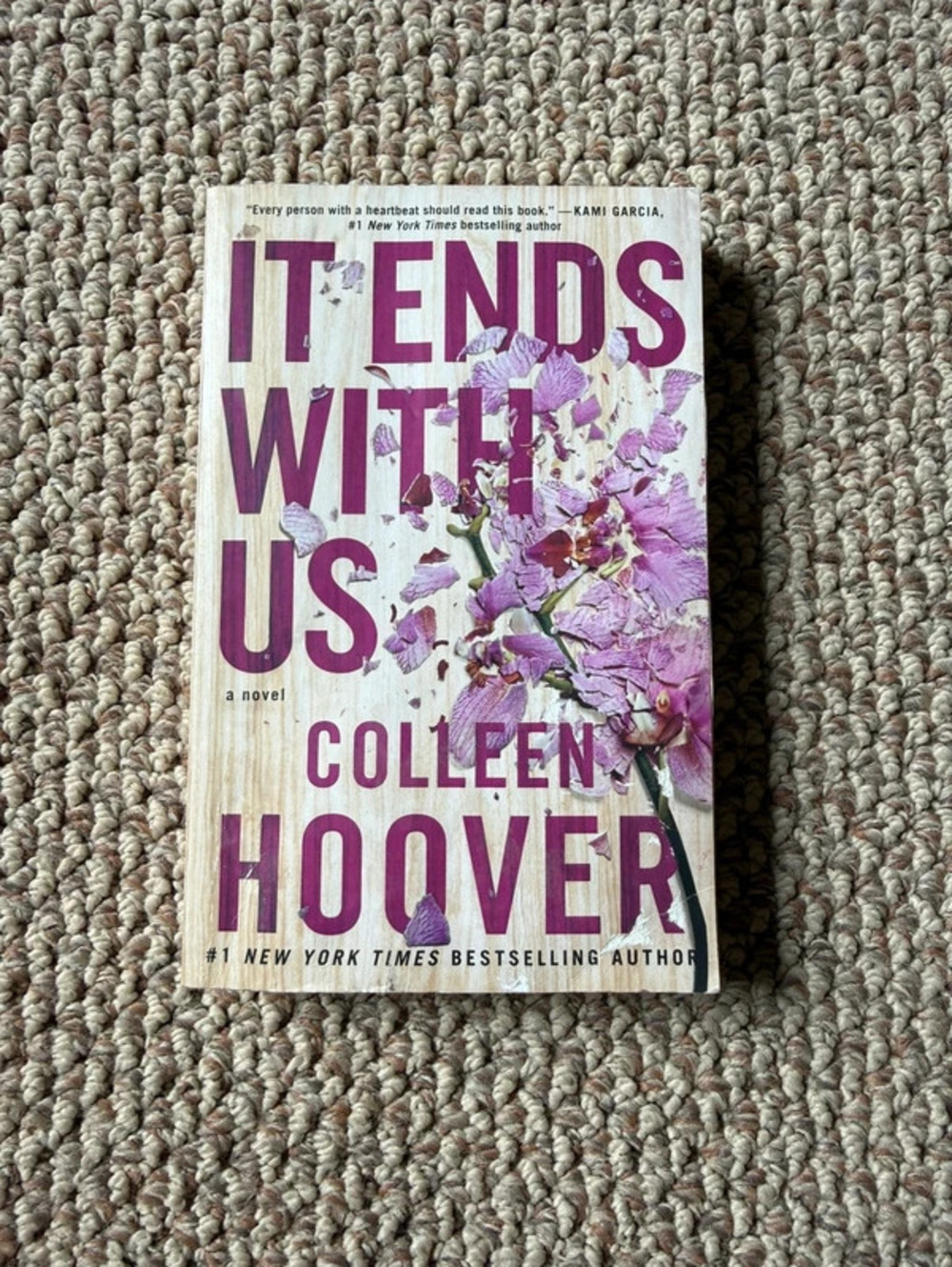 It Ends With Us by Colleen Hoover book